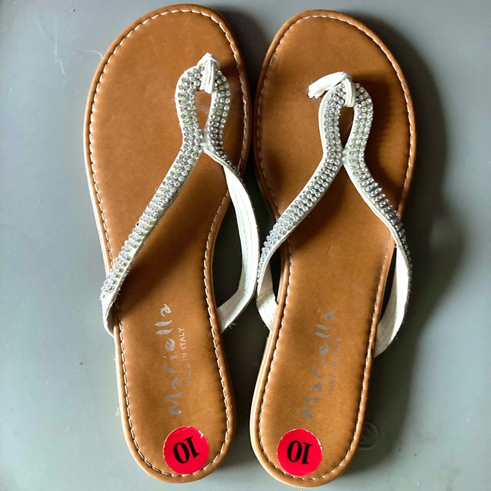 Mariella flip flops, barely worn. Made in Italy. Size 10.
